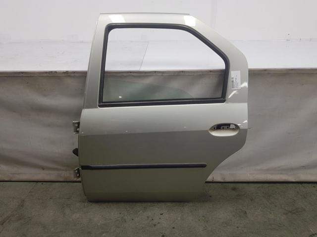 Puerta trasera izquierda 6001546850 Renault (RVI)