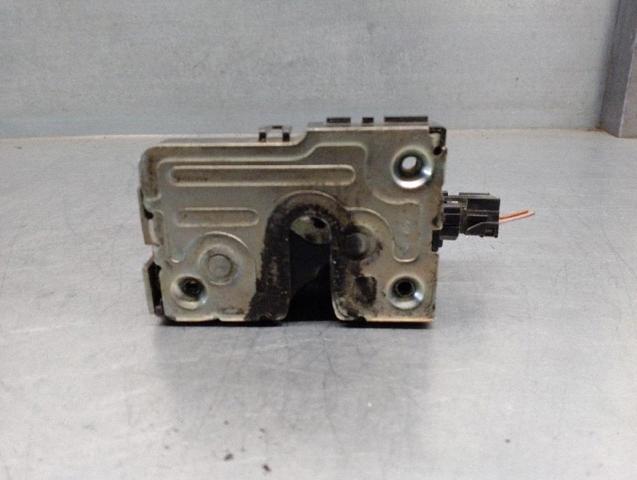 6001547511 RENAULT Cerradura de puerta delantera derecha  en stock Huelva