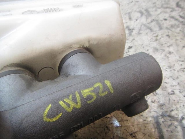 6001551029 RENAULT Cilindro maestro de frenos comprar Bilbao