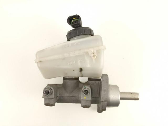 Cilindro principal de frenos 6001551029 RENAULT