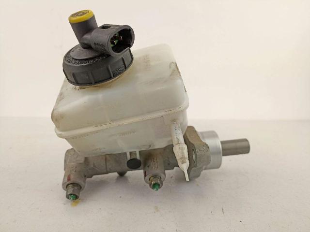 6001551313 RENAULT Cilindro maestro de frenos  en stock Gandía