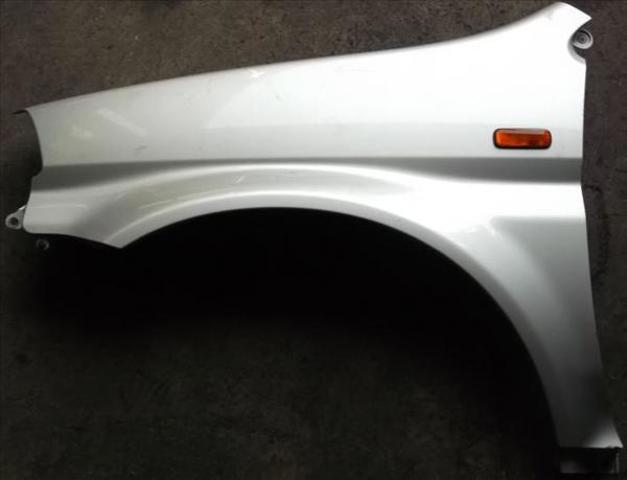 Aleta delantera izquierda Honda HR-V  (GH)