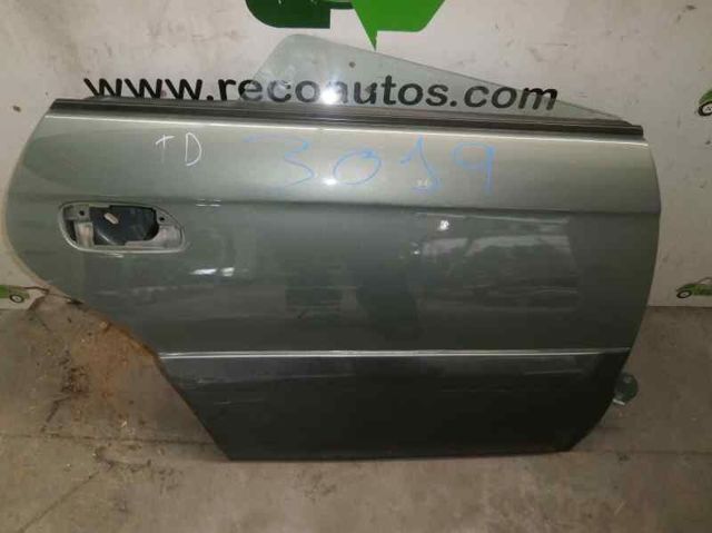 Puerta trasera derecha 60400AE400 Subaru