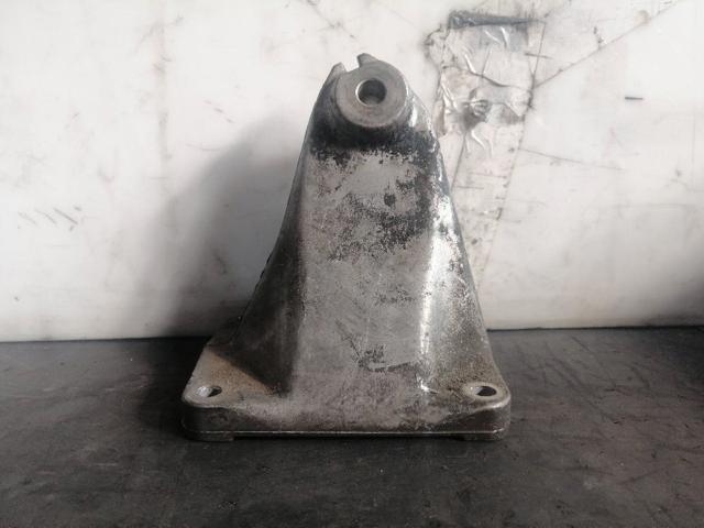 Soporte para taco de motor derecho 6042230004 Mercedes