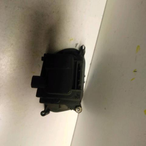 Faro antiniebla izquierdo Alfa Romeo 145 930