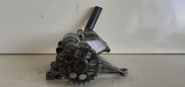 MERCEDES 6061810801 Bomba De Aceite comprar Pamplona