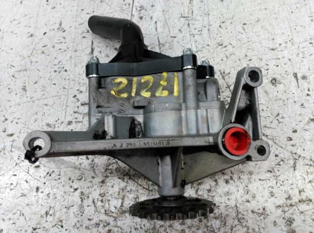 6061810801 MERCEDES Bomba de aceite  comprar en Lleida