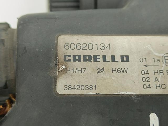 60620134 Faro derecho  en stock Sabadell
