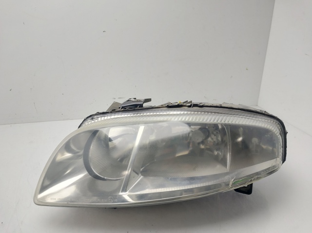 Faro izquierdo para Alfa Romeo GT 937
