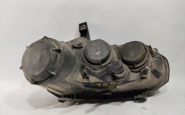 60682088 FIAT Faro derecho  comprar en Oviedo