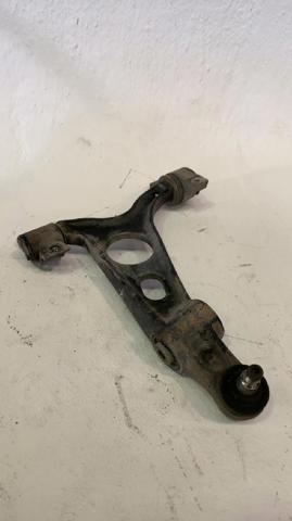 60686892 FIAT Brazo inferior derecho de la suspensión delantera  disponible Ourense