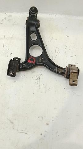 FIAT 60686892 Brazo inferior derecho de la suspensión delantera comprar Barcelona