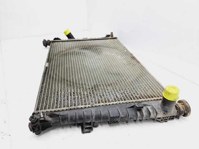 60694769 Radiador de refrigeración del motor  disponible Málaga