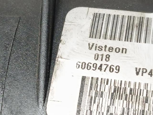 60694769 FIAT Radiador de refrigeración del motor  comprar en Jaén