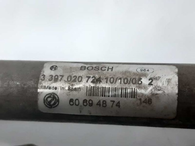 60694874 Varilla de limpiaparabrisas  en stock Sabadell