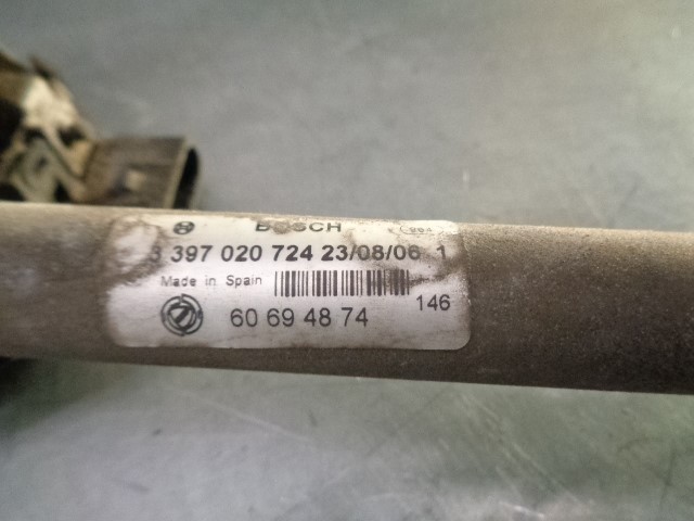 60694874 FIAT Trapezio del limpiaparabrisas  comprar en Oviedo