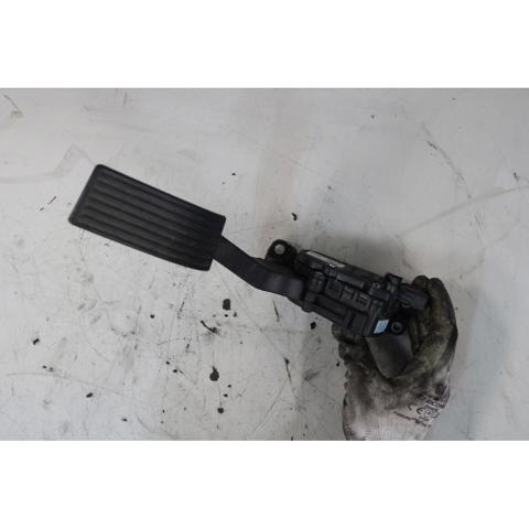 60695128 Pedal del acelerador  en stock Granada