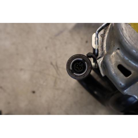 607718200 MERCEDES Cinturón de seguridad delantero derecho  en stock Córdoba