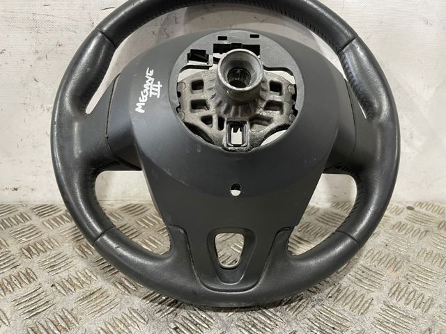 609581499 RENAULT Volante comprar Madrid