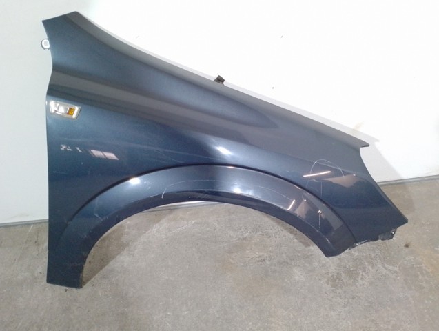 6102349 Aleta  en stock Sabadell