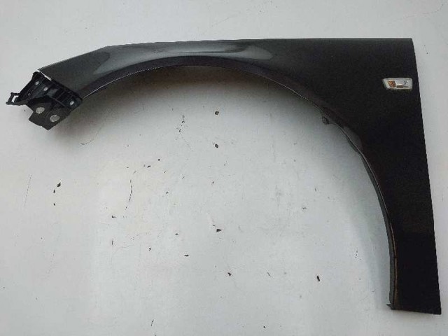 6102365 Aleta delantera izquierda comprar Sevilla