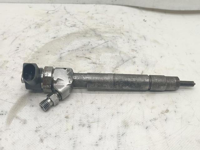 Inyector de combustible 6110700587 MERCEDES