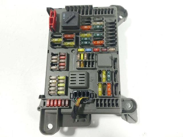 BMW 61146931687 Caja de fusibles  comprar en Albacete