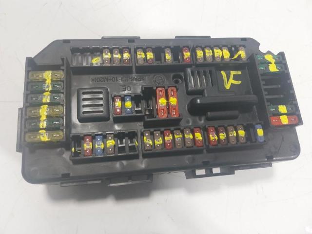 61149224866 BMW Caja de fusibles  disponible Alicante