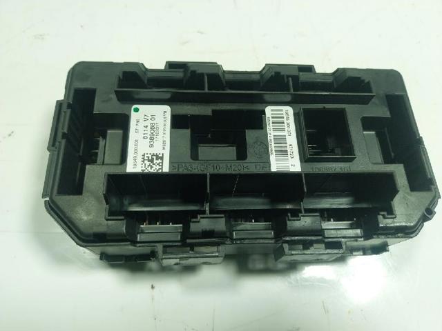 BMW 61149224866 Caja de fusibles  en stock Terrassa