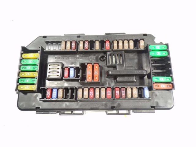 61149224866 BMW Caja de fusibles  en stock Gandía