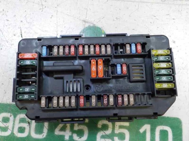 61149224866 BMW Caja de fusibles comprar Bilbao