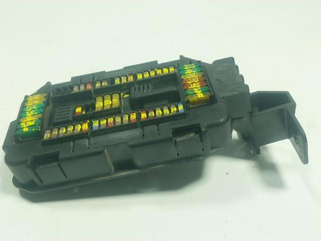 61149224866 BMW Caja de fusibles  en stock Gandía