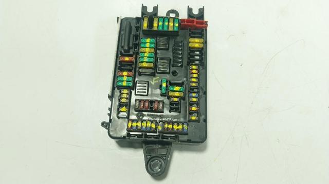 61149259466 Caja de fusibles trasera interior comprar Almería