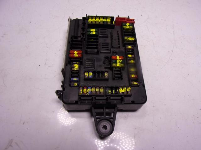 BMW 61149259466 Caja de fusibles trasera interior comprar Pamplona