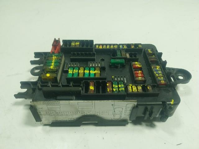 61149259466 BMW Caja de fusibles trasera interior  disponible Ourense