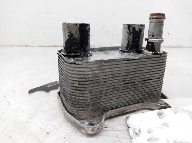 MERCEDES 6121880301 Radiador de aceite comprar Barcelona