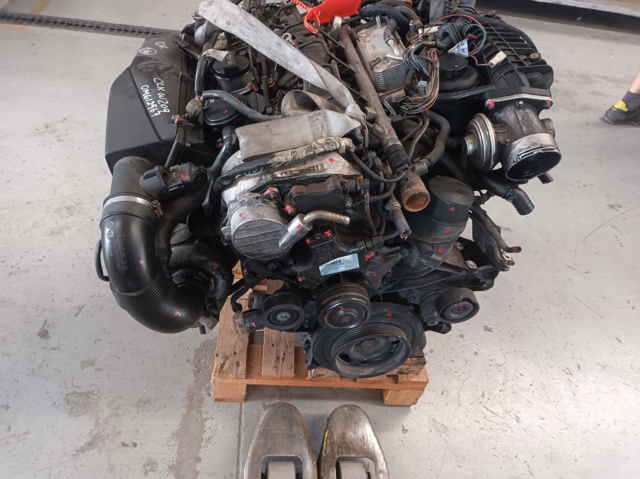 612967 Mercedes