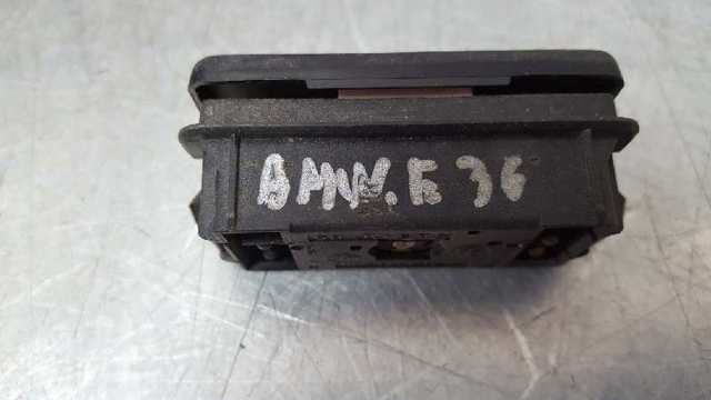 61311374220 Boton de luz de emergencía  en stock Sabadell