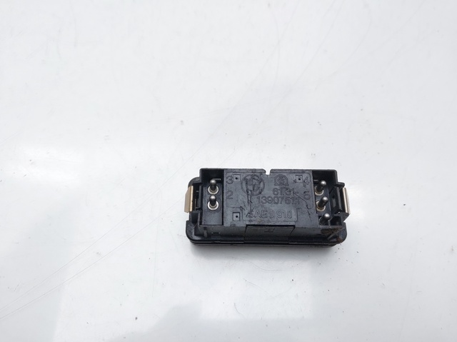 61311374220 BMW