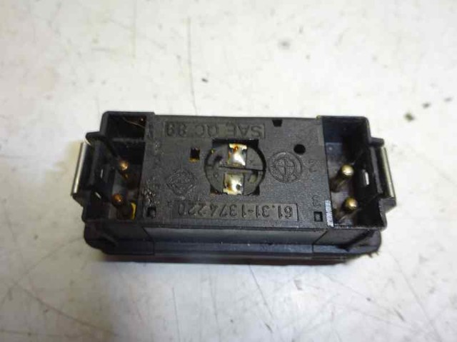 61311374220 BMW Boton de luz de emergencía comprar Madrid