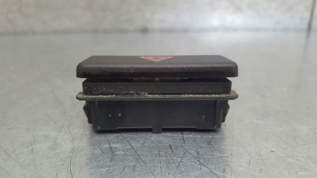BMW 61311374220 Boton de luz de emergencía  en stock Valencia