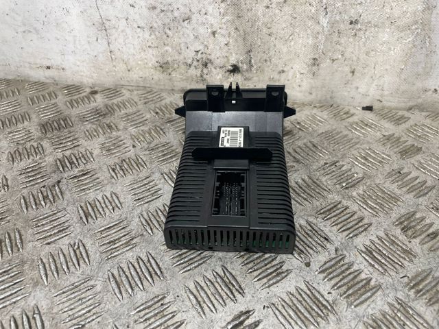 61314108586 BMW