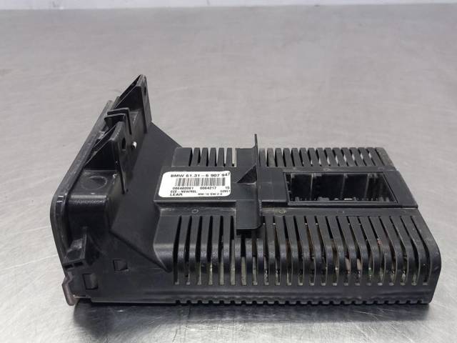 BMW 61316907947 Interruptor de luces en el tablero  en stock Terrassa