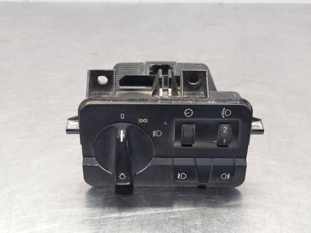 61316907947 BMW Interruptor de luces en el tablero  disponible Vigo