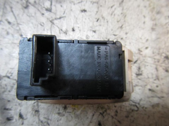 61316945876 BMW Botón de encendido del motor del elevalunas trasero derecho comprar Madrid