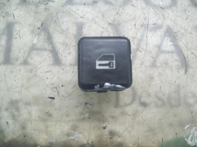 61318360828 BMW