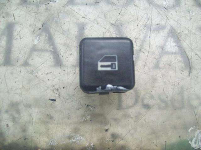 61318360828 BMW