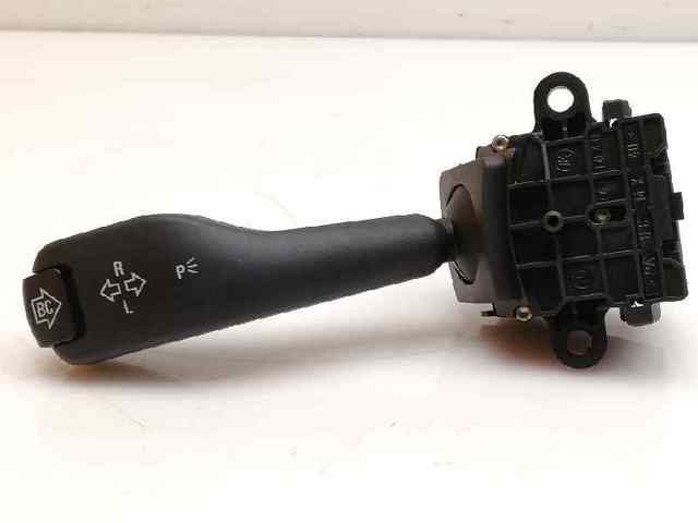 BMW 61318363668 Conmutador izquierdo de la columna de dirección  disponible Valladolid