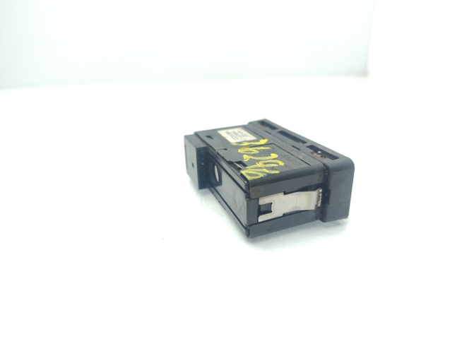 61318368920 BMW