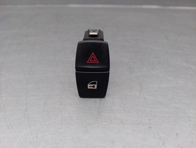 61319231786 BMW Boton de luz de emergencía  en stock Huelva